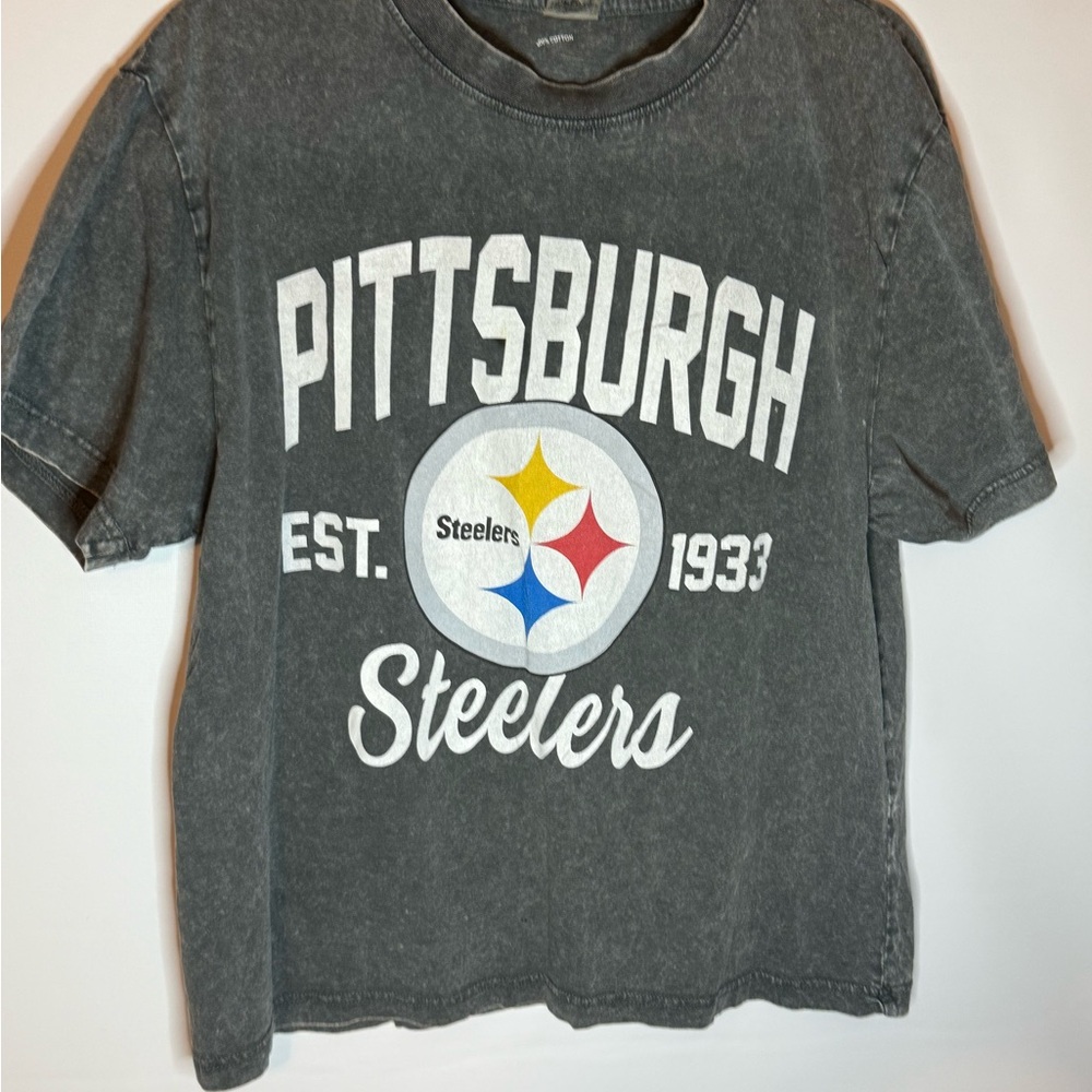 Pittsburgh Steelers Women's Gray Short Sleeve Tee